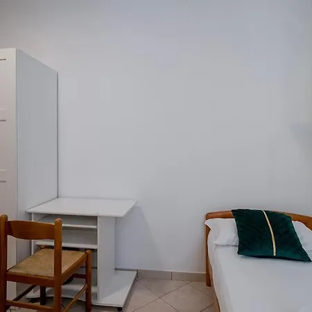 Casa Michelangelo - 2 Bedrooms Санремо